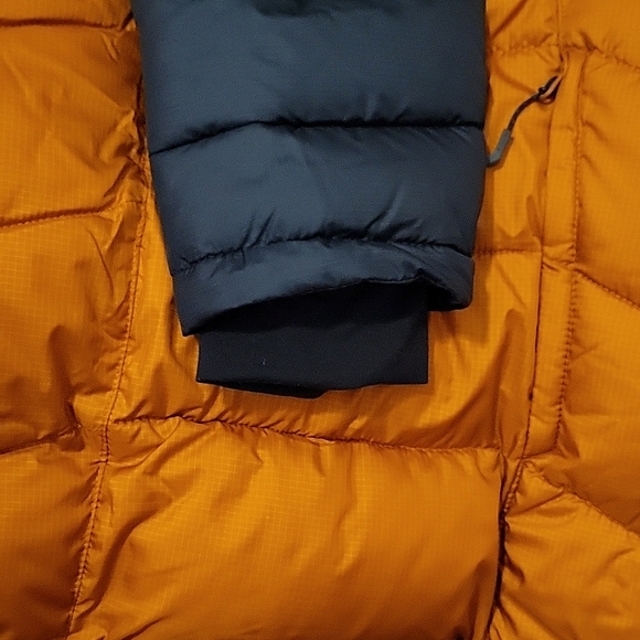 Columbia Jacket Youngberg Thermal Insulated Lightweight Winter Puffer Coat M L - Picture 10 of 12